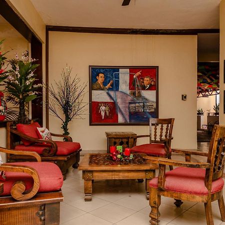 Matum Hotel & Casino ซานติอาโก เด ลอสกาบาเญโรส ภายนอก รูปภาพ